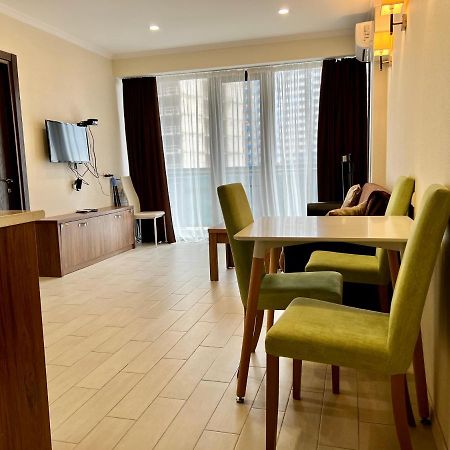 Batumi Orbi Beach Tower Dış mekan fotoğraf